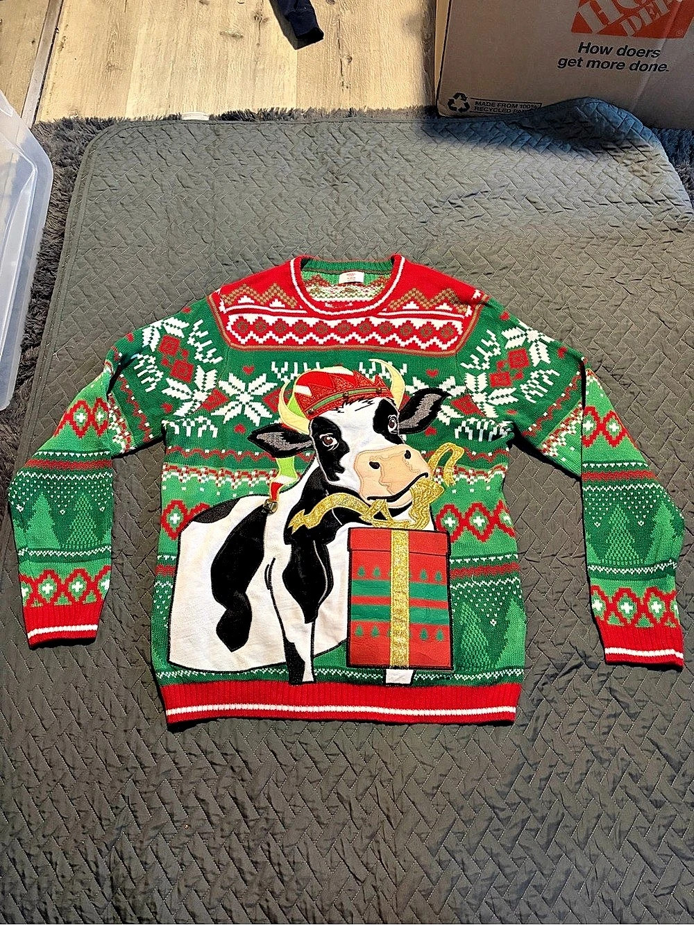 HOLDAY Cow Ugly Christmas Sweater Size XL